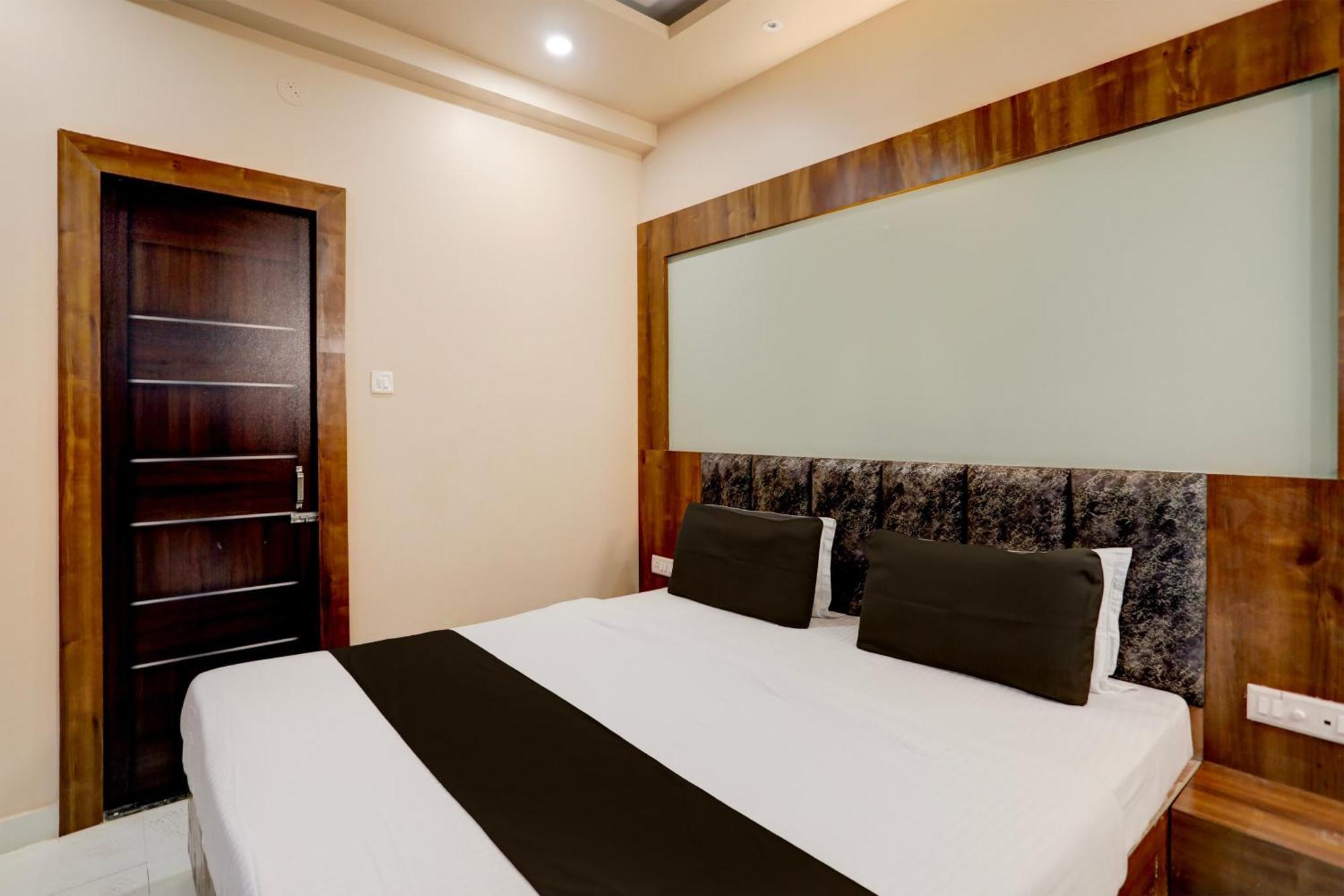 Hotel O Ruby House Puri Exterior foto
