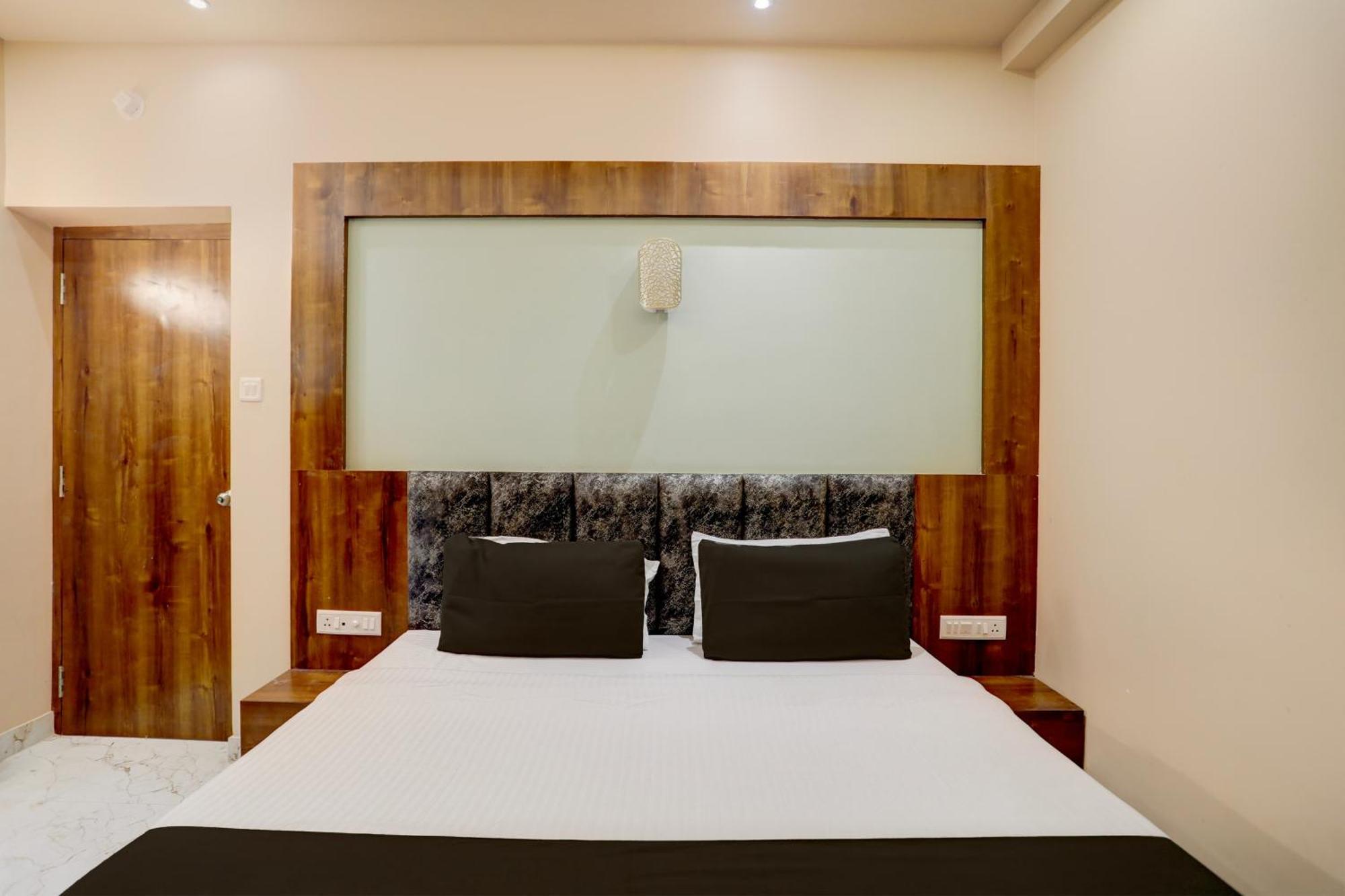 Hotel O Ruby House Puri Exterior foto